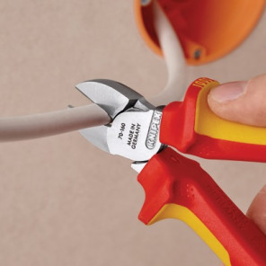 Pince coupante isolée 1000V- KNIPEX - 70 06 160