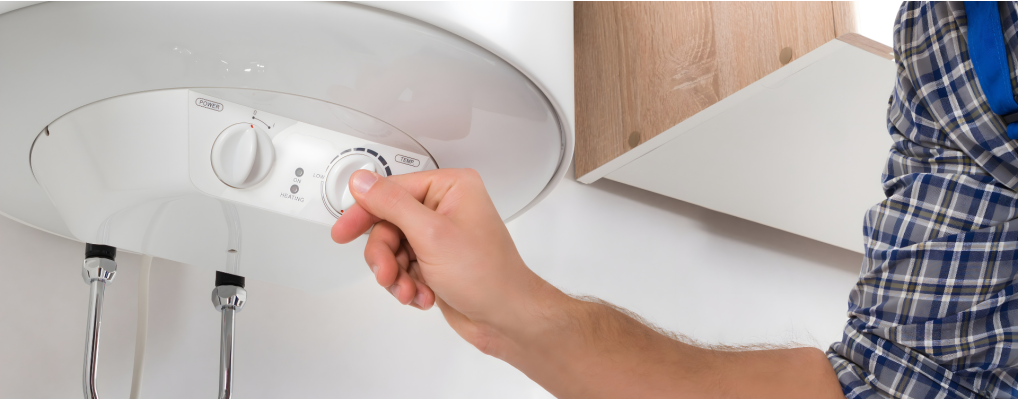 Réagir à une panne d'eau chaude sur un chauffe-eau électrique